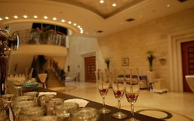 מלון גולדן קראון נצרת